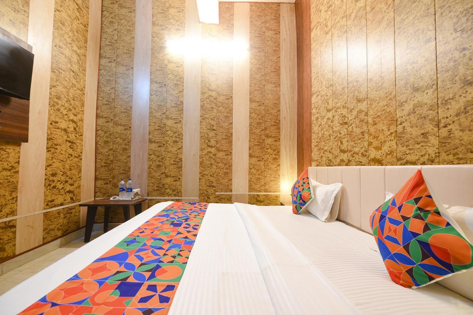 Fabhotel The Grand Palace Faridabad Zewnętrze zdjęcie