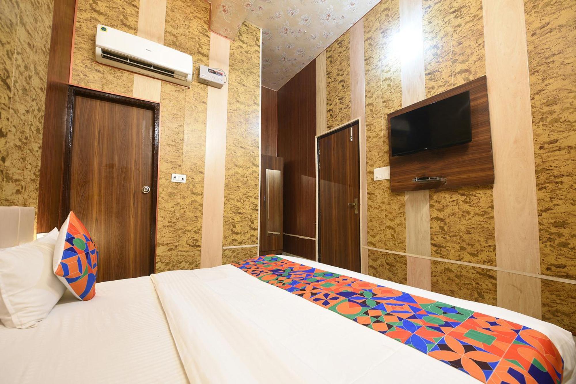 Fabhotel The Grand Palace Faridabad Zewnętrze zdjęcie