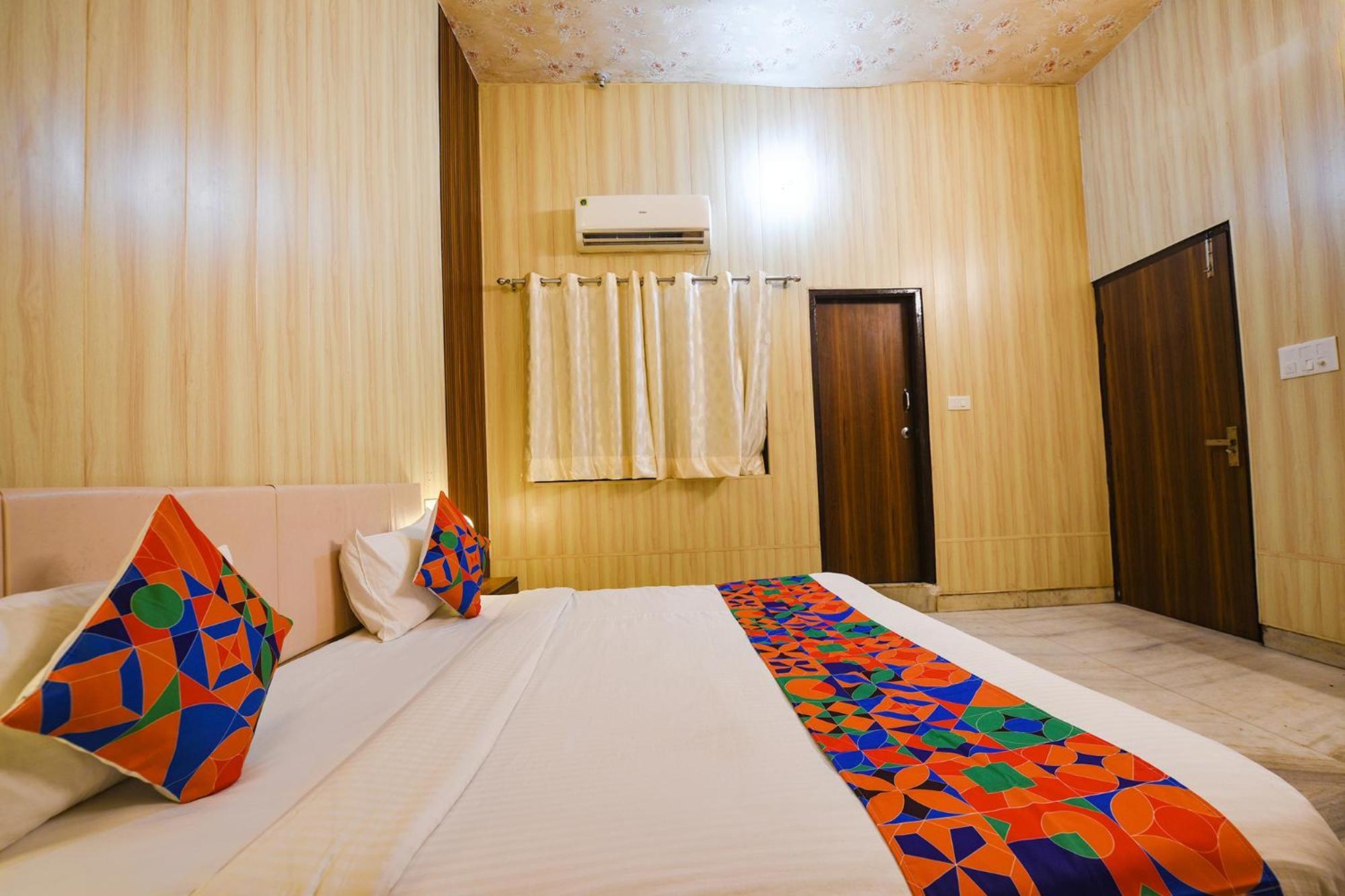 Fabhotel The Grand Palace Faridabad Zewnętrze zdjęcie